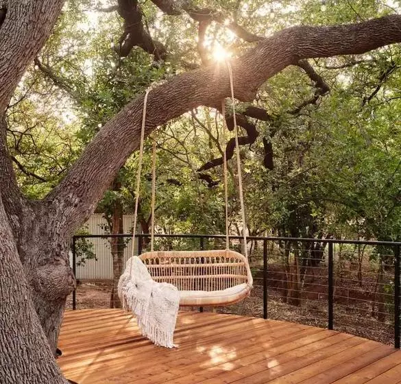 Hotelli Walnut House