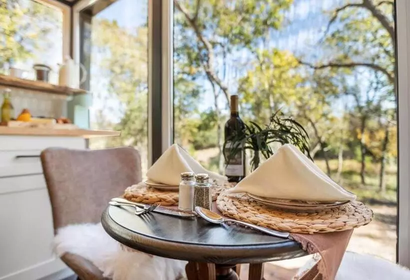 Hotelli Walnut House