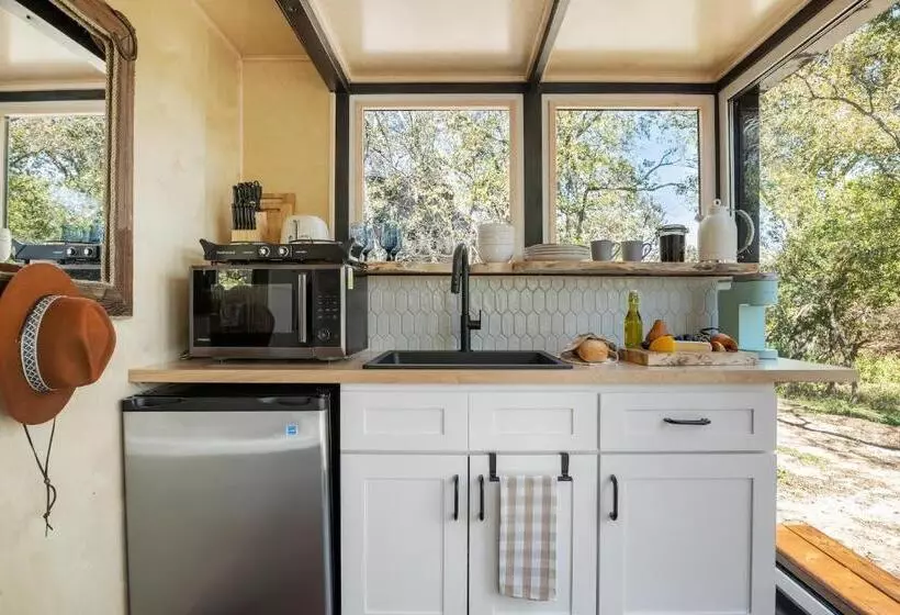 Hotelli Walnut House