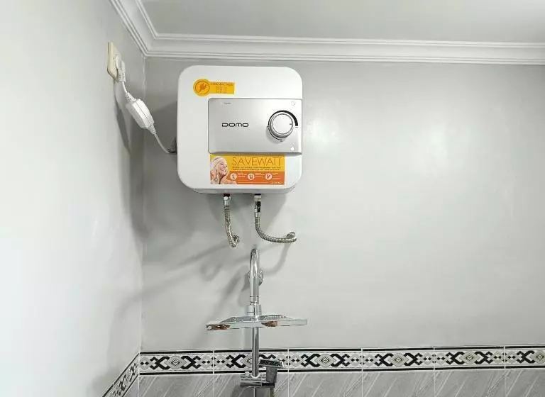 هتل Wisma Mekar Jaya Near Solo Safari Mitra Reddoorz