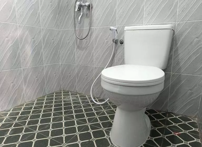 هتل Wisma Mekar Jaya Near Solo Safari Mitra Reddoorz