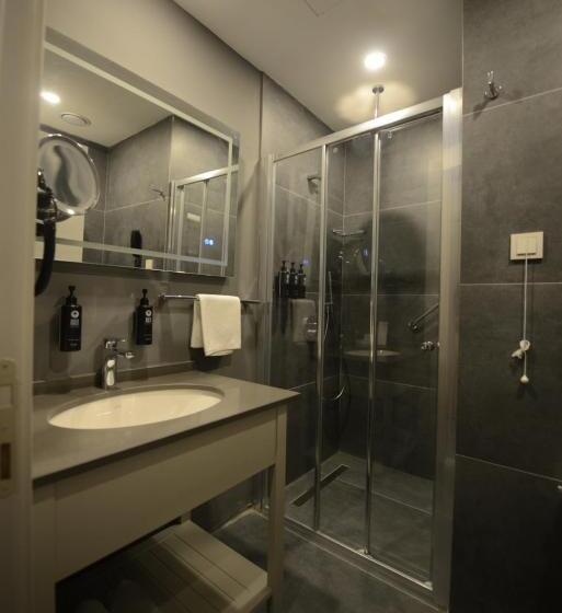 Отель Wyndham Garden Cambasi