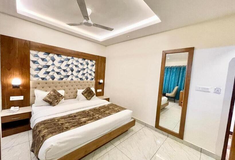 Mountain G ! Mussoorie होटल माउंटेन ஹோட்டல் மலை હોટેલ માઉન્ટેન ਹੋਟਲ ਮਾਊਂਟੇਨ Near Mall Road Hotel Wit