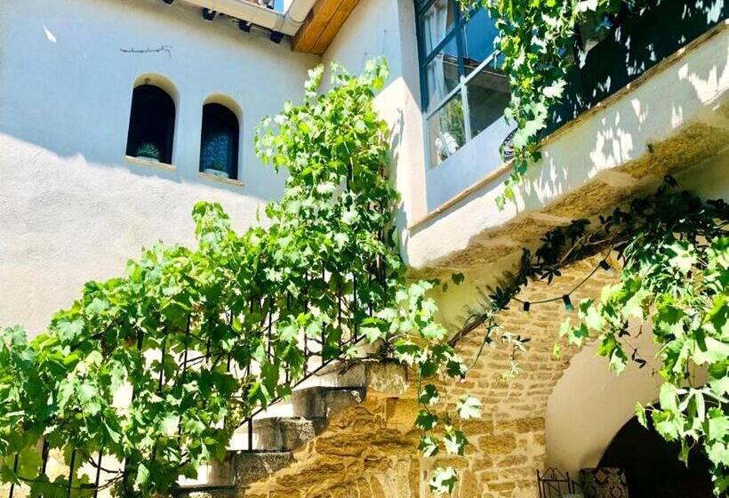 Пансион La Demeure