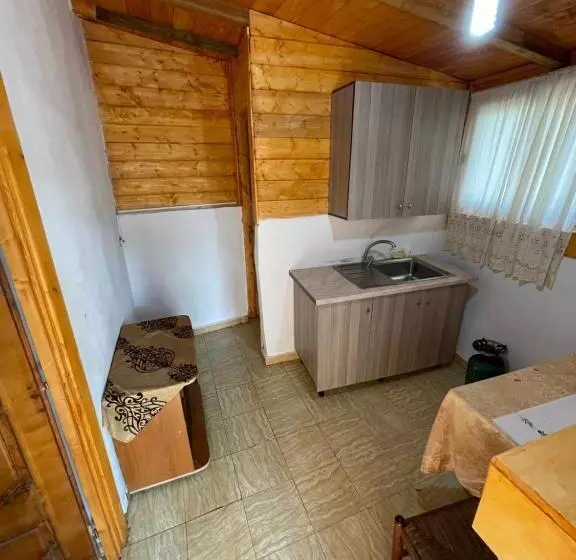 Perla Restorant Divjakë