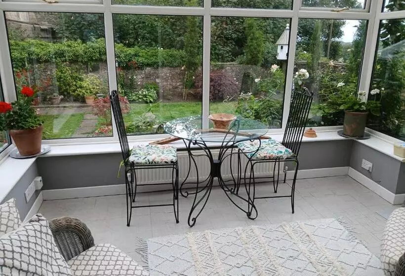 Aamiaismajoitus (B&B) Gospatric House