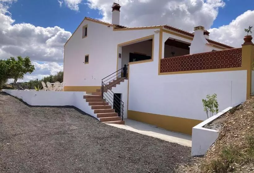 تختخواب و صبحانه Quinta Monte Da Azinheira