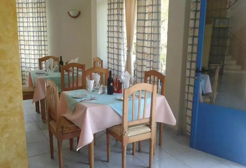 ホテル Divjaka Park