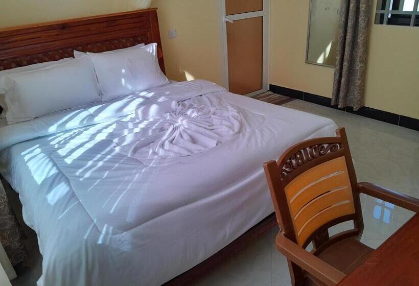 בית מלון כפרי Gustina Zuzu Village Lodge