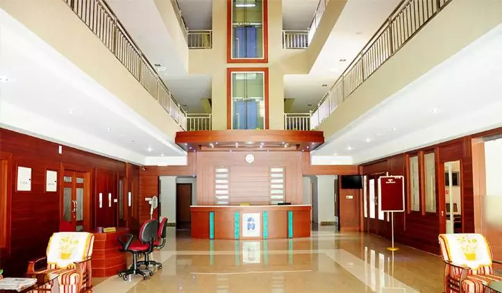 Hotelli Highway Palace Inn