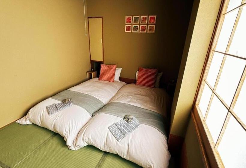 בית מלון כפרי Juniya Myoko