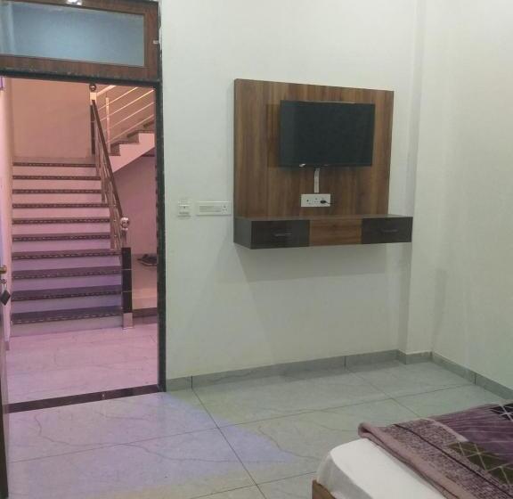 Hotel Maa Bhagwati Khatu Shyam Ji Sikar