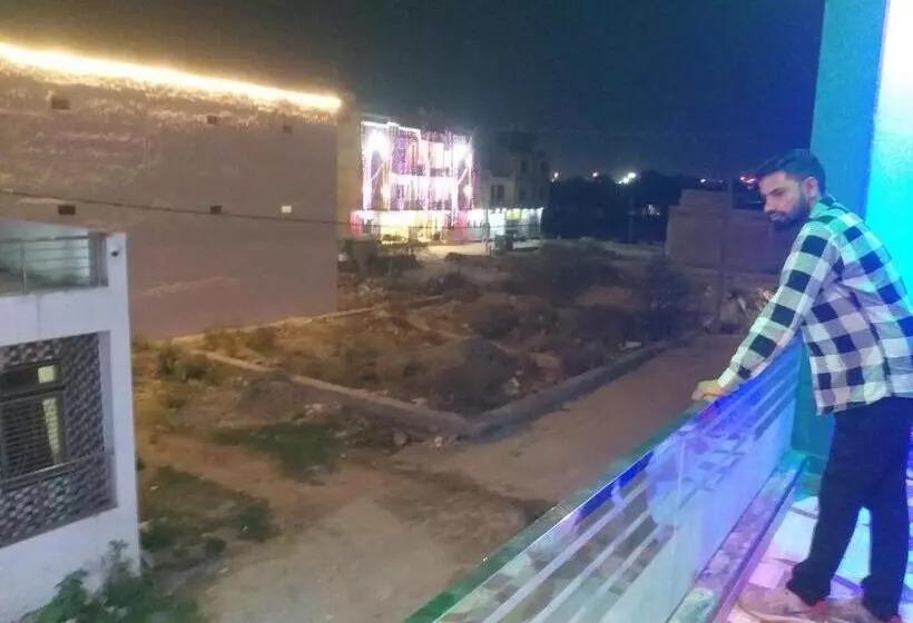Hotelli Maa Bhagwati Khatu Shyam Ji Sikar