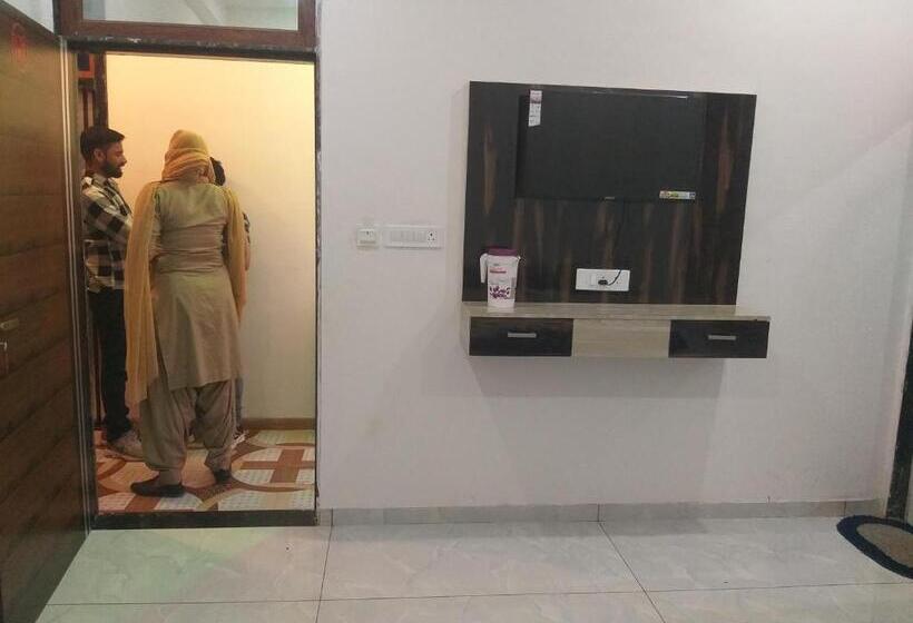 Hotel Maa Bhagwati Khatu Shyam Ji Sikar