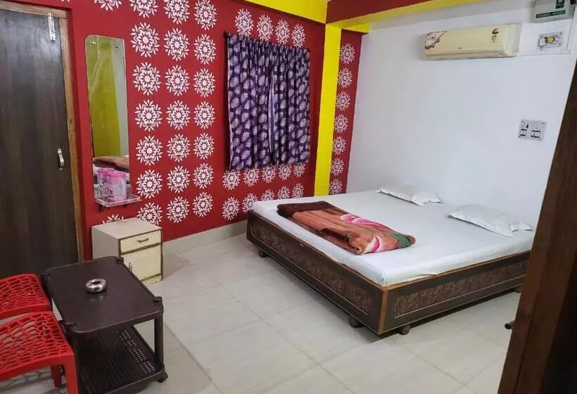 Hotelli Nilay And Manjula Banquet