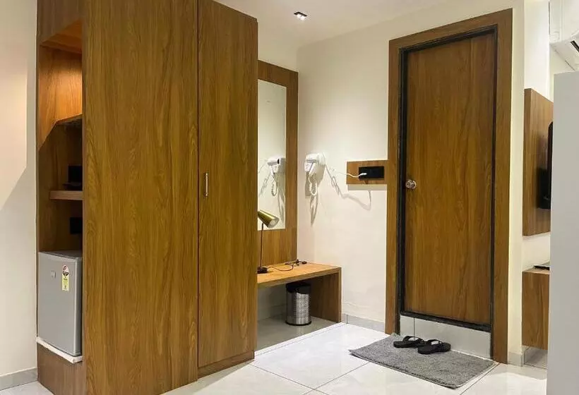 Hotelli Royal Empire