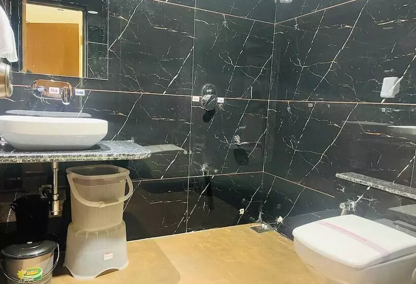 Hotelli Royal Empire