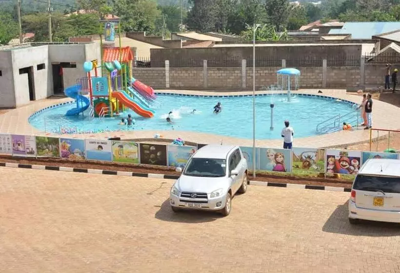 هتل Sierra Caves Resort Ltd