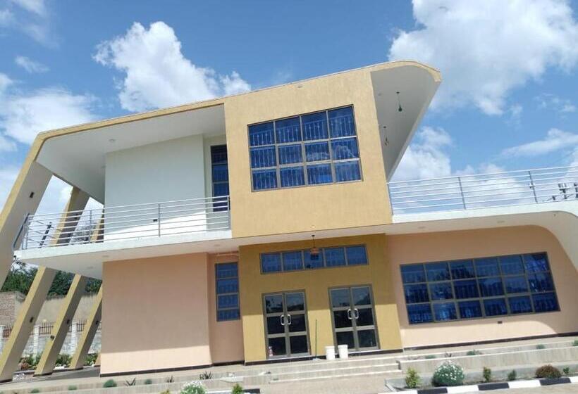 هتل Sierra Caves Resort Ltd