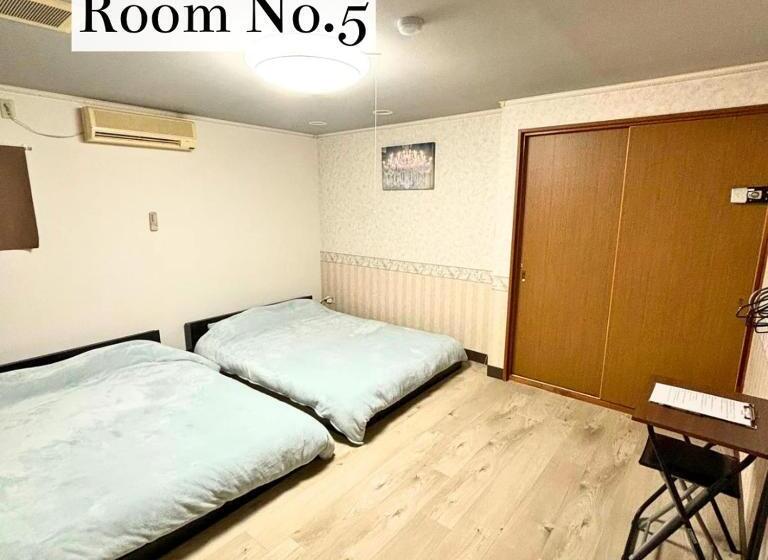 Pension (Hôtel basse catégorie) まち宿門