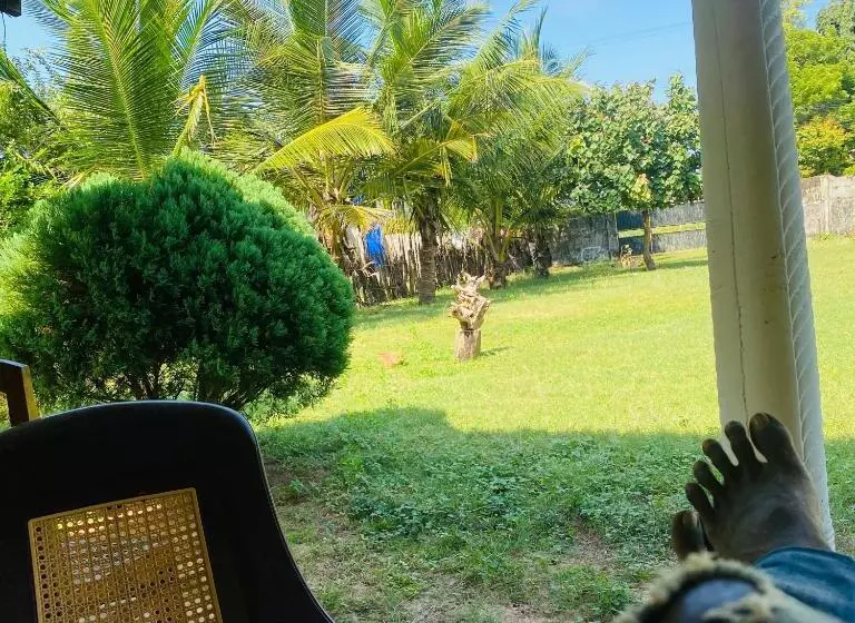 Majatalo 32 C Nilaveli