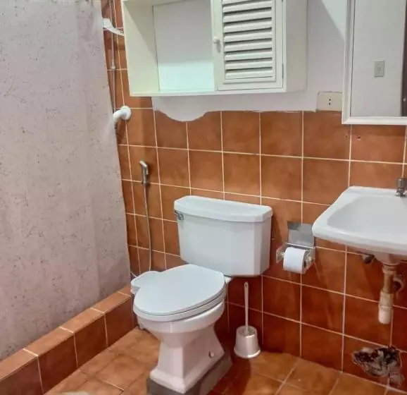 Majatalo Conzulado 96   Colan Beach Rooms