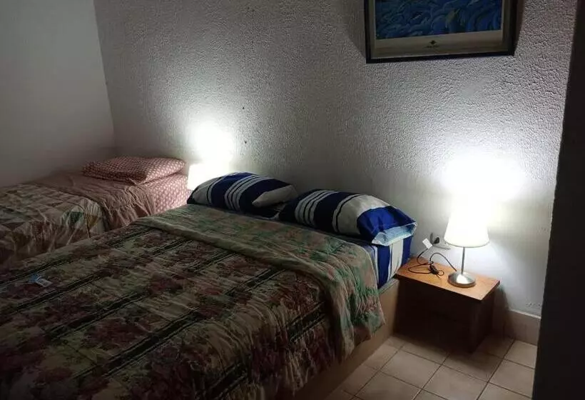 Majatalo Conzulado 96   Colan Beach Rooms