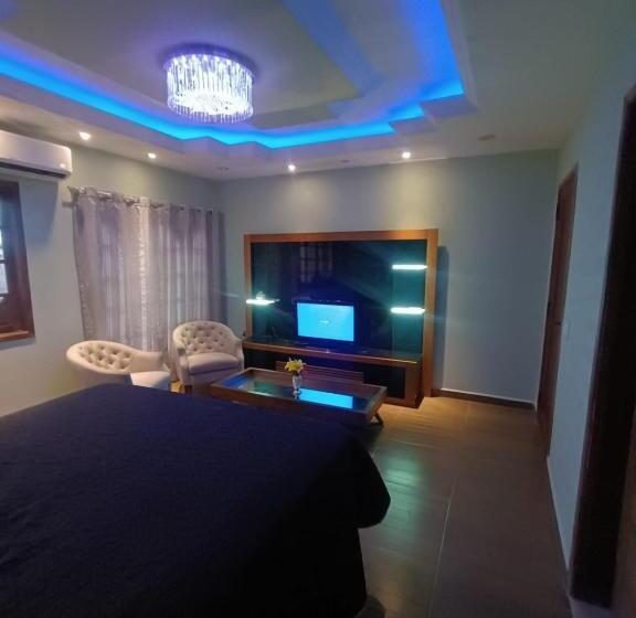 Pension (Hôtel basse catégorie) Hospedagem Com Espaço Para Festa