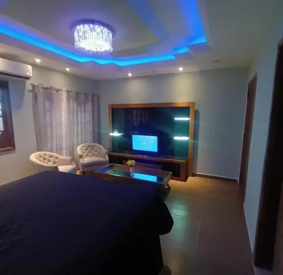 Majatalo Hospedagem Com Espaço Para Festa