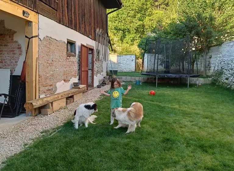 پانسیون Imperfect Guests House