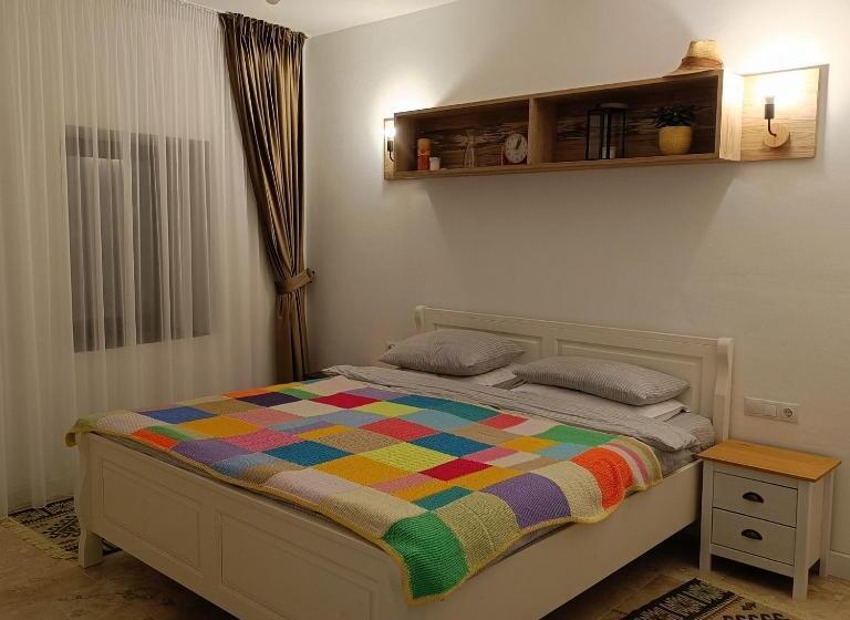 Pensão Imperfect Guests House