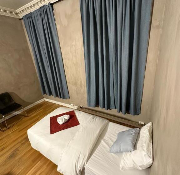 Pension Paradise Suites