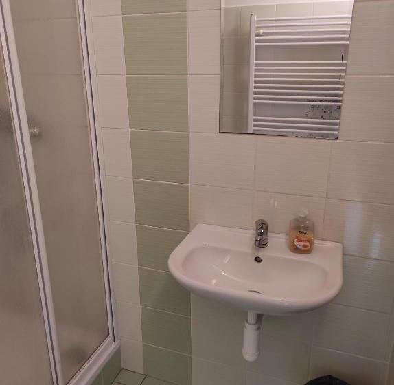 Panzió Penzion A Restaurace U Knoppa