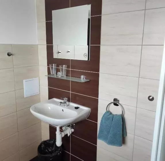 Majatalo Penzion A Restaurace U Knoppa