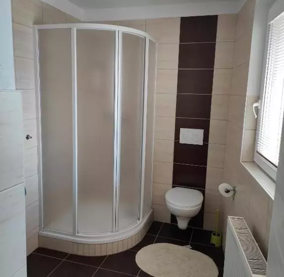 Majatalo Penzion A Restaurace U Knoppa