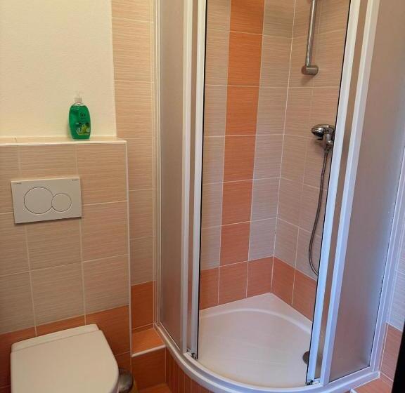 Panzió Penzion A Restaurace U Knoppa