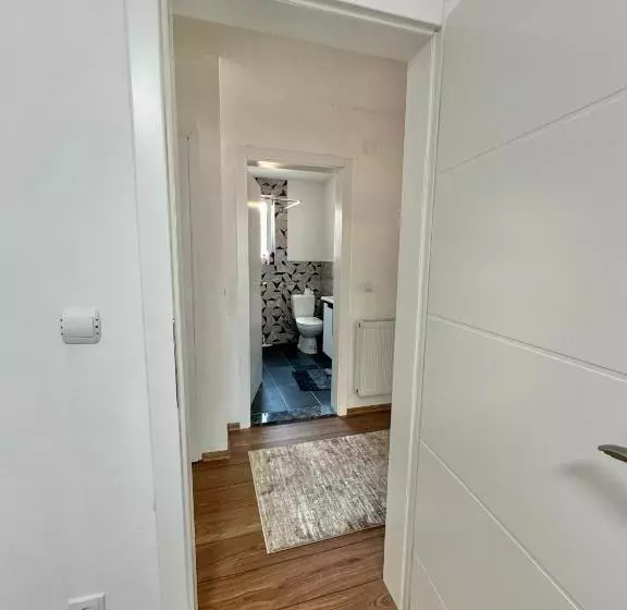 پانسیون Room Ejna 1