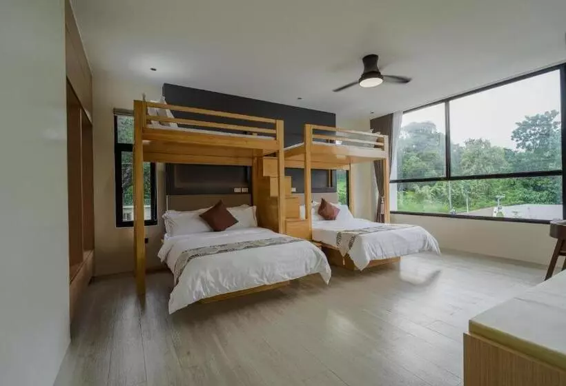 リゾートホテル Damienerose Garden Villa
