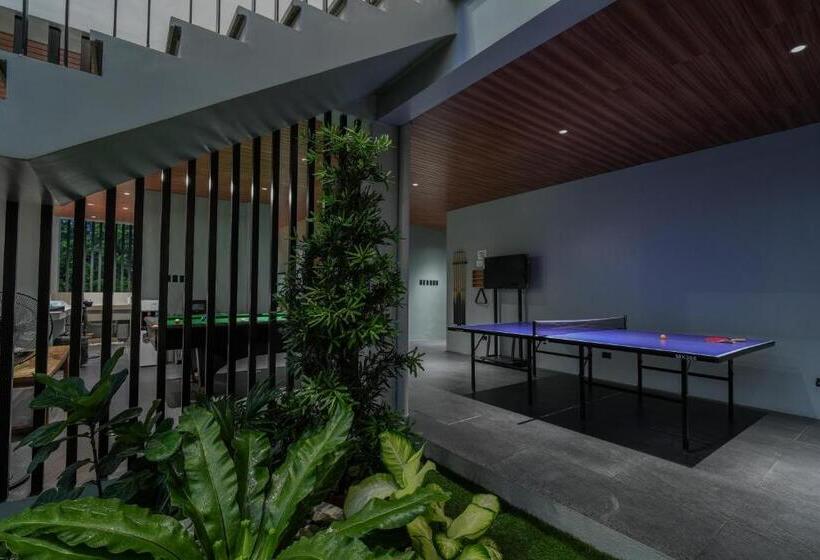 منتجع Damienerose Garden Villa