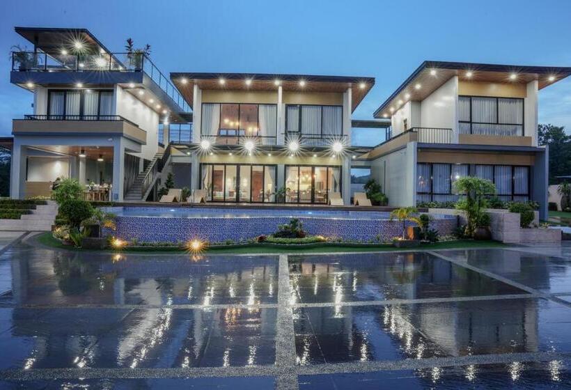 منتجع Damienerose Garden Villa