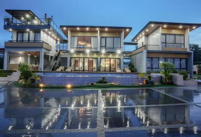 リゾートホテル Damienerose Garden Villa