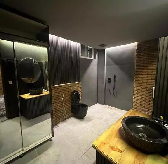 Shelter Inn Executive Apartments In Murree