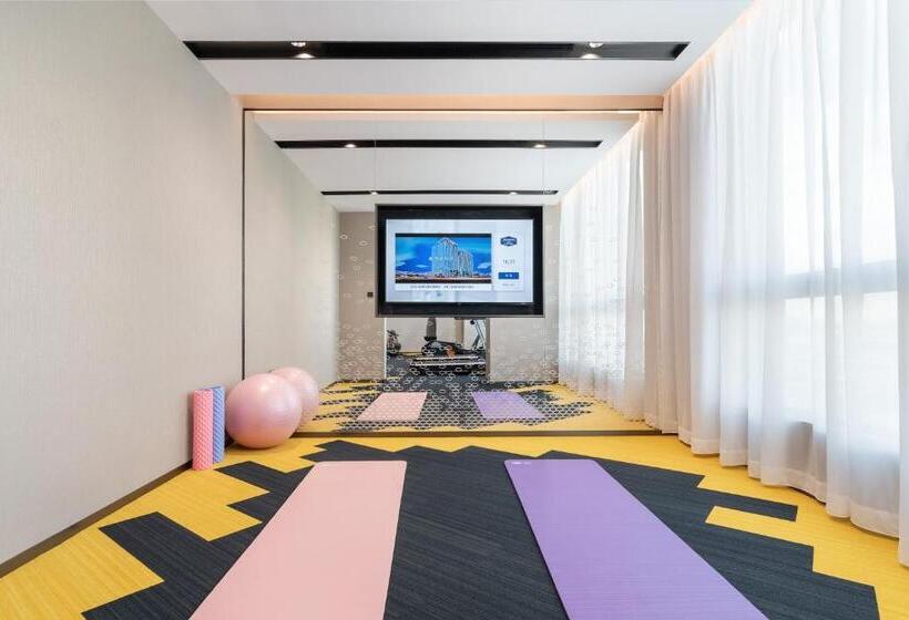 佛山三龙湾希尔顿欢朋酒店