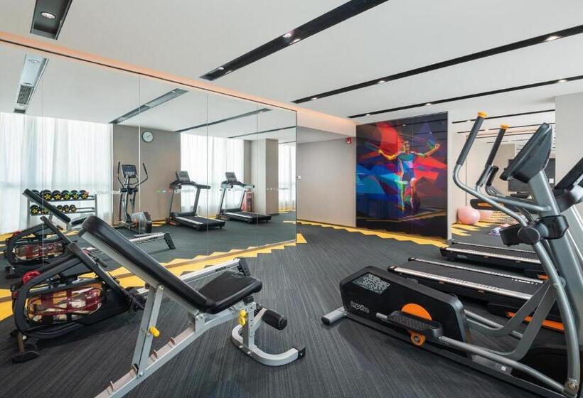 佛山三龙湾希尔顿欢朋酒店