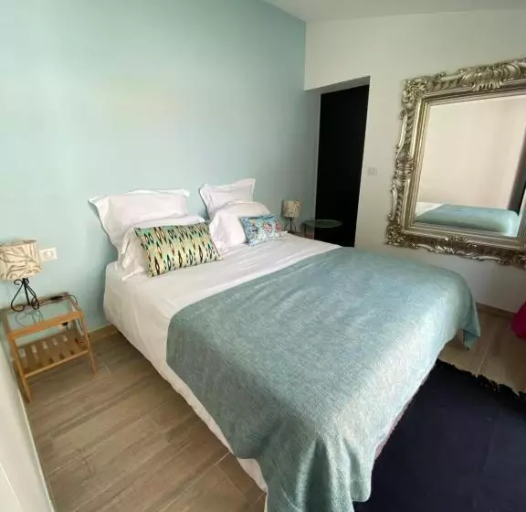 Aamiaismajoitus (B&B) Le 5 Bis