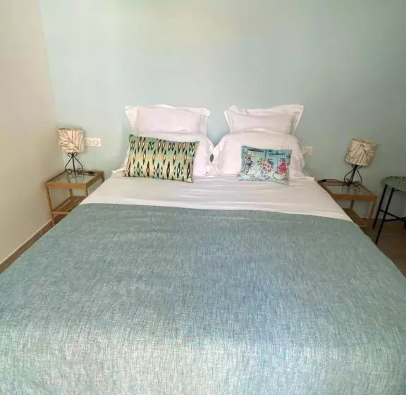 Aamiaismajoitus (B&B) Le 5 Bis