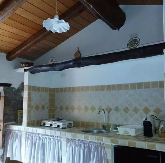 ベッドアンドブレックファースト Osini Ecciu Home