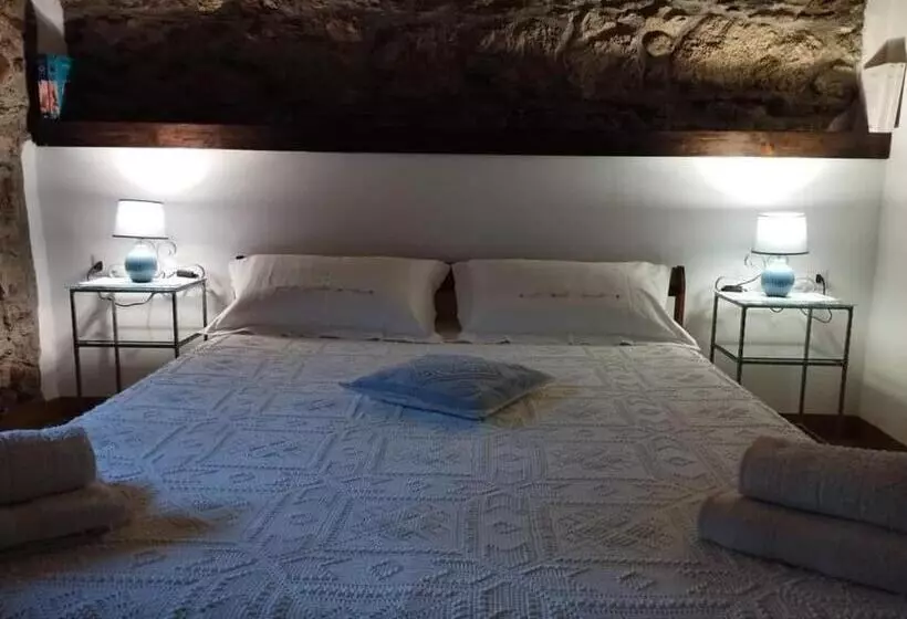 ベッドアンドブレックファースト Osini Ecciu Home