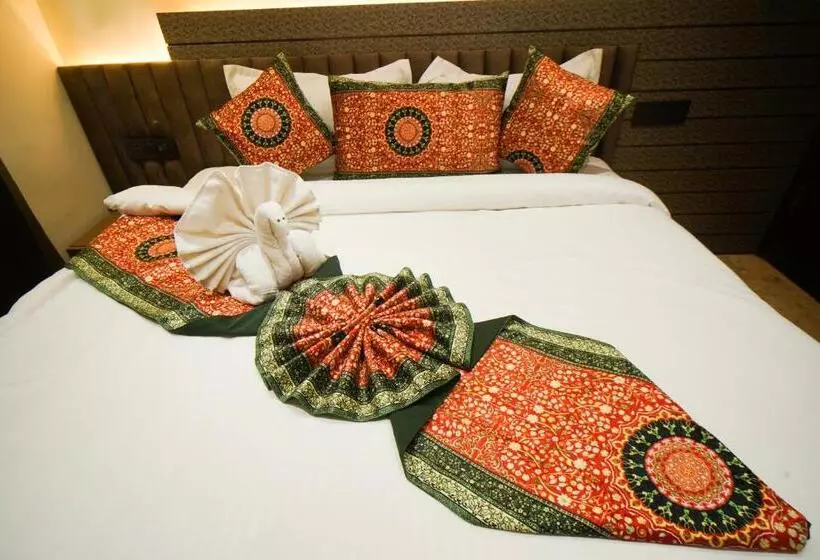 هتل Ammison Inn & Suites