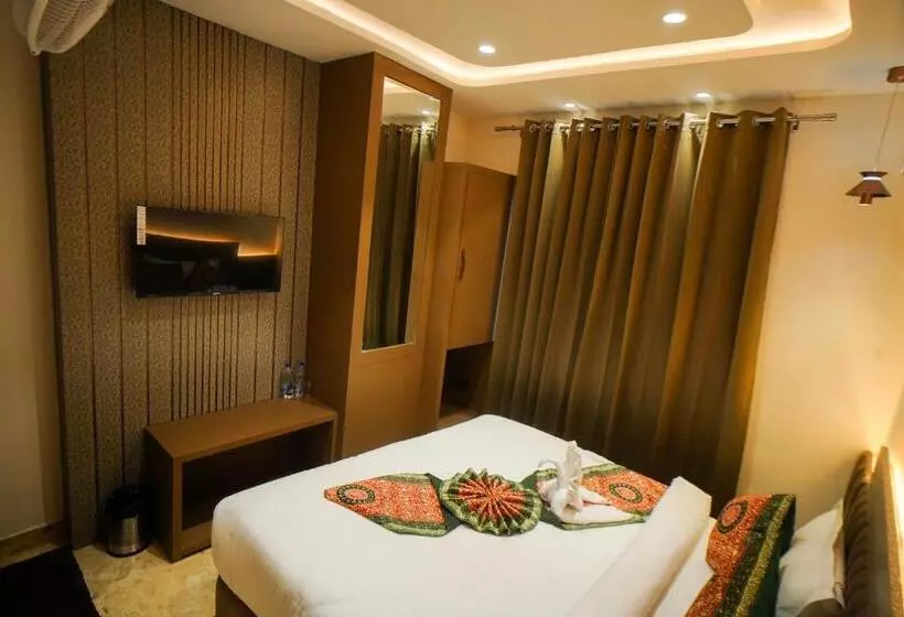 هتل Ammison Inn & Suites